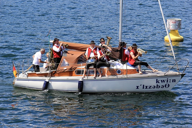 更加稳健 更加稳健